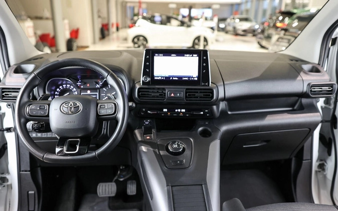 Toyota Proace City Verso cena 115850 przebieg: 110927, rok produkcji 2021 z Kcynia małe 596